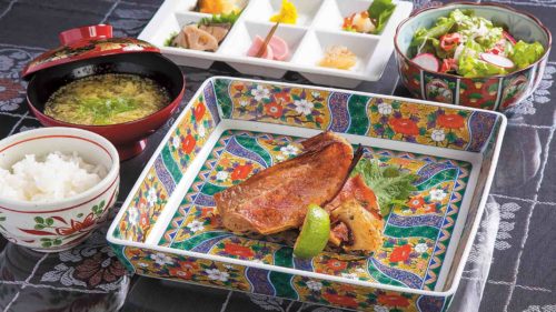 蔵Cafeレストラン 康瓏堂 ▷京都の〈和〉が息づく空間で 心満たされる味わいに舌鼓