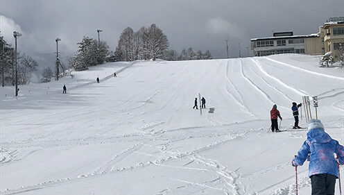 〈羽後町〉五輪坂スキー場▷手頃に遊べる地元で人気のスポット