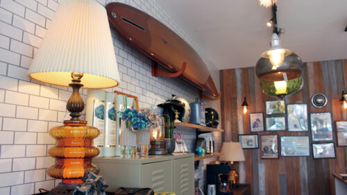 PACIFICMAN パシフィックマン▷趣味を楽しむスペースを提案　照明・家具・雑貨が充実