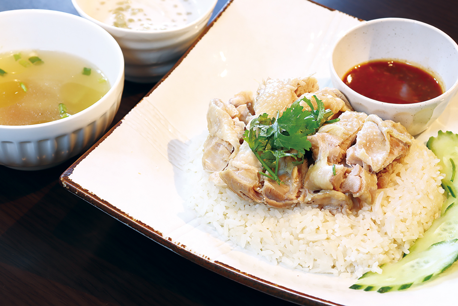 メッターの食堂▷家庭的なタイ料理を味わえる | 日刊webあきたタウン情報