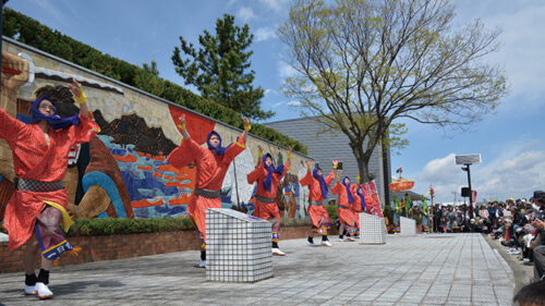 〈八郎潟町〉願人踊▷駅前公演は4年ぶりに開催！