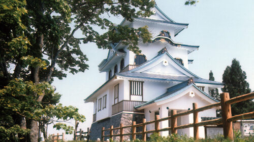 〈湯沢市〉稲庭城▷眺望の良い地域のシンボル