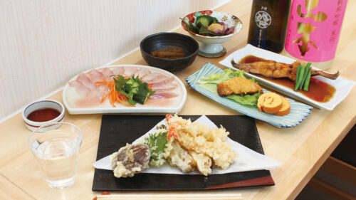 和食 櫻亭 さくらてい▷素材を生かす天ぷらのコースを地酒とともに愉しめる