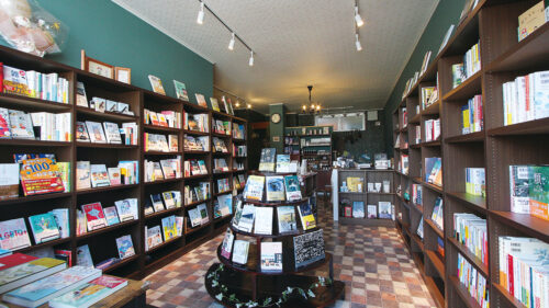 本とアロマのお店 BAILEY BOOKS ベイリーブックス▷お気に入りがきっと見つかる本と人とを結ぶ小さな書店