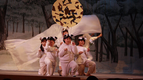 〈小坂町〉第7回康楽館演劇祭▷バリエーション豊かな演目を披露