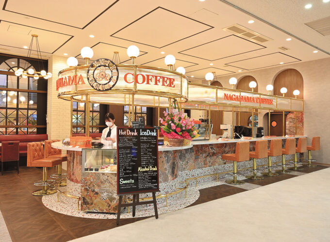ナガハマコーヒー 秋田空港店▷フライトの前後にホッと一息　ここだけの限定メニューも