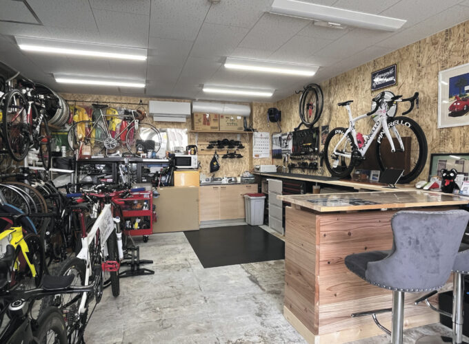 Bicycle shop Ride バイシクルショップライド▷ロードバイク用品が多数揃う