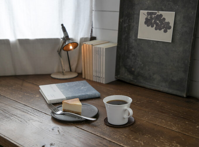 この秋、心打たれる体験を。あきたタウン情報11月号は「喫茶と本と音楽。」