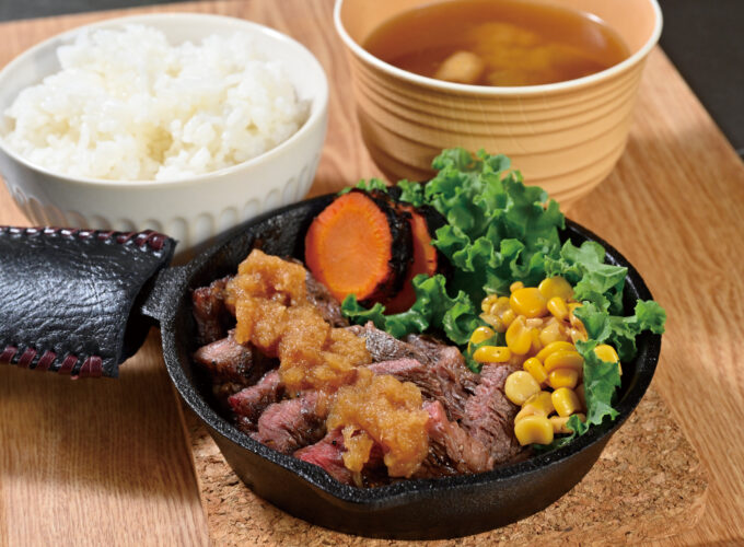 ステーキ食堂 29HIROBAR ニクヒロバル▷出来たて熱々のステーキを堪能しよう