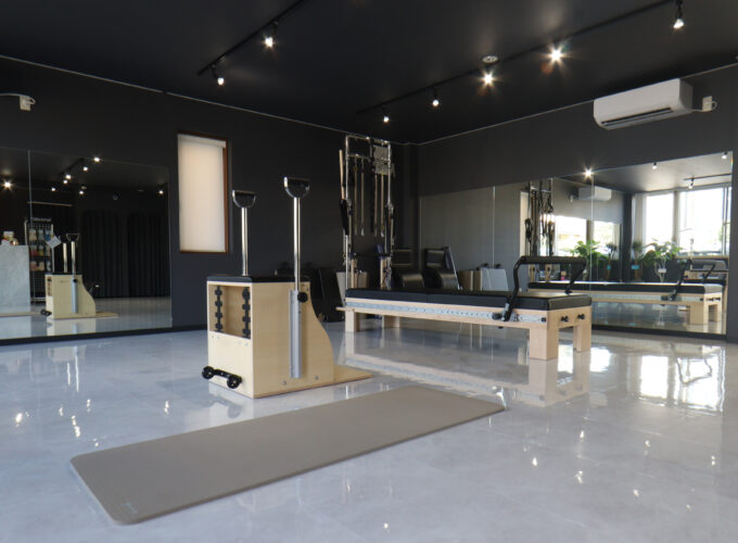 ピラティススタジオ DEP 秋田店▷ピラティスで姿勢を改善