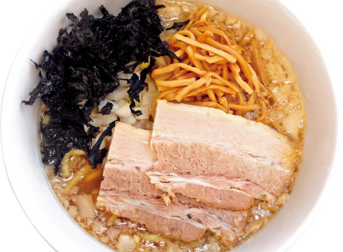 ラーメン哲學 テラタ八竜店▷焼きアゴダシが自慢の中華そばを