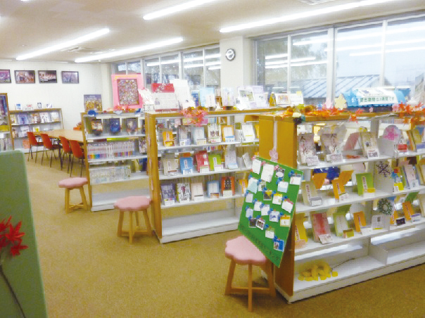 井川町公民館図書室▷幅広いジャンルの本が揃う図書室へ
