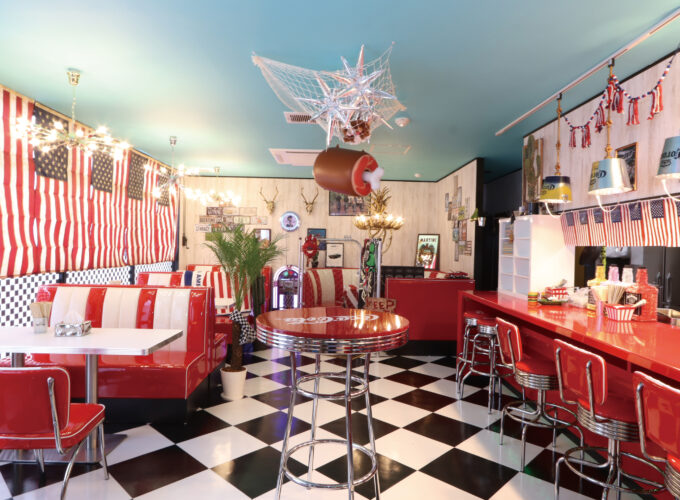 陸王▷人気ラーメン店が空間を一新