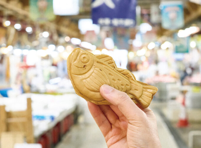 秋田ハタハタ ブリこあん▷秋田市民市場に楽しい新名物が登場