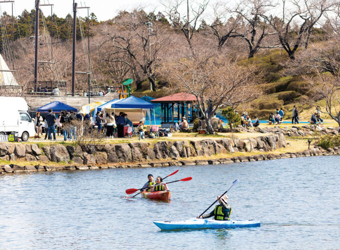 【にかほ市】水上アクティビティが楽しめる「竹嶋潟カヌーパーク」