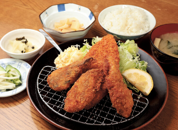 江戸前食堂｜秋田市で寿司屋ならではの魚介を生かした定食を味わう