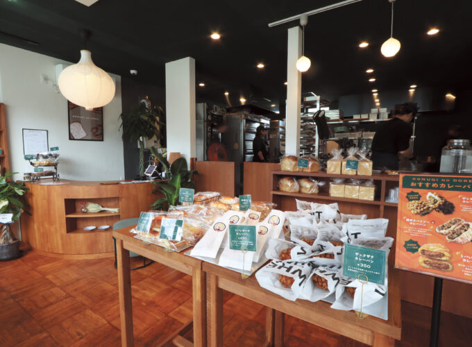 【横手市】KOMUGI NO DOREI 横手店がオープン｜名物カレーパンが人気のベーカリー