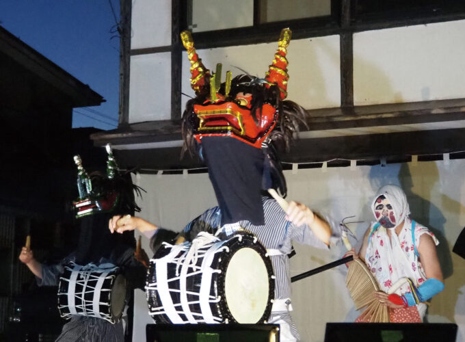 仙北市「角館の送り盆行事」400年以上受け継がれる歴史ある伝統行事
